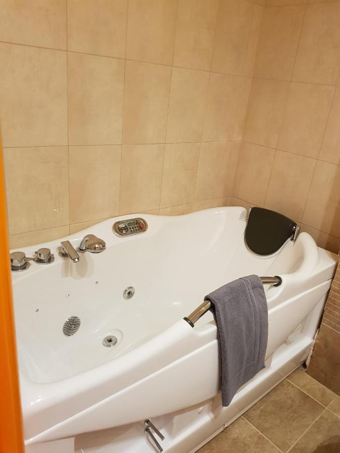 Lidra Hotel Aridaía Luaran gambar